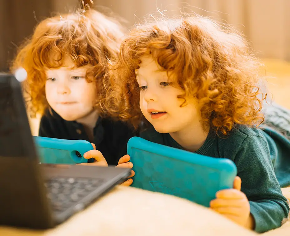 Kinder_Laptop_Blog